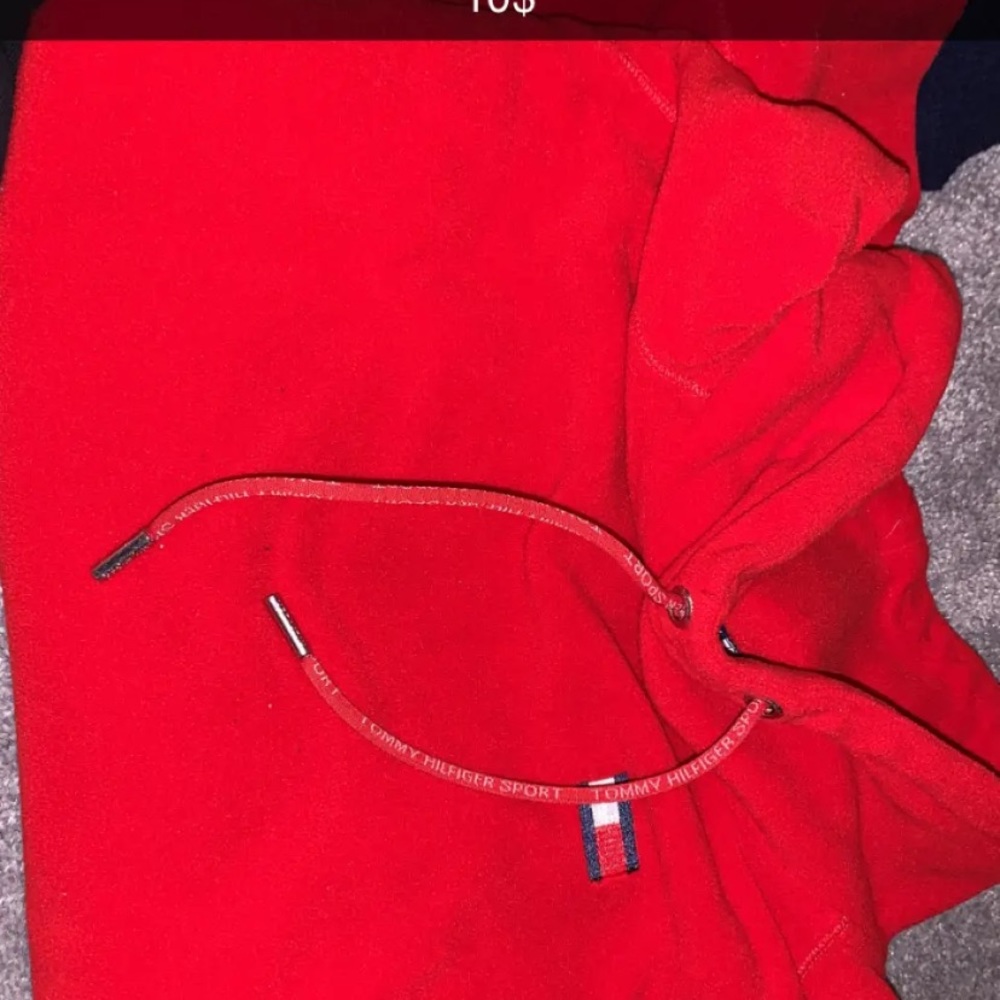 Tommy Crewneck